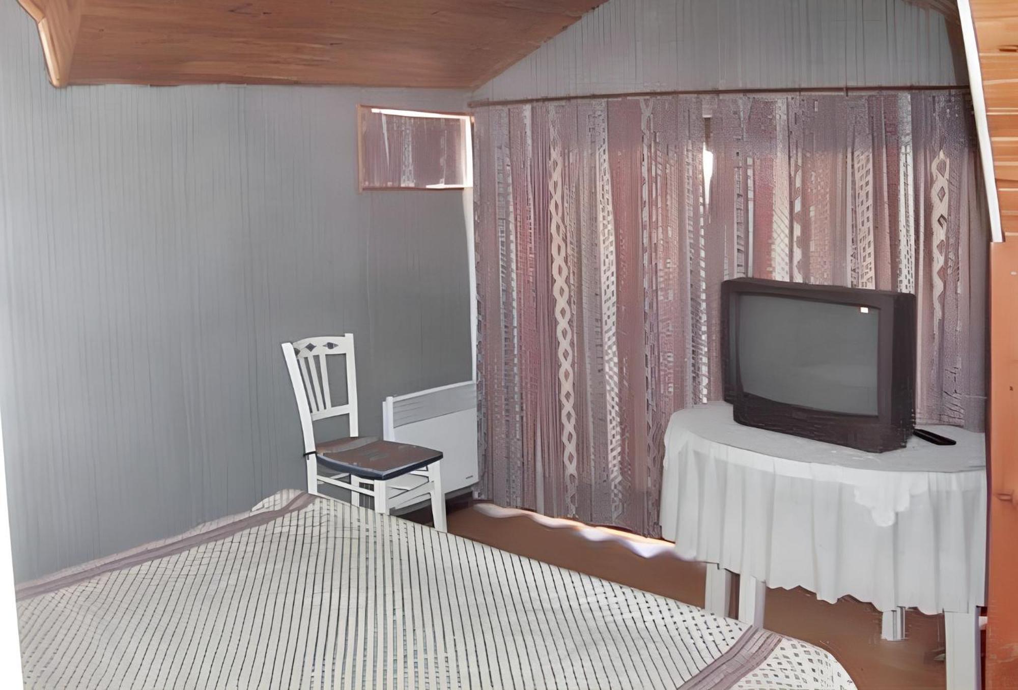Maison Chaleureuse Pres Des Pistes De Barcelonnette - Cheminee Exteriér fotografie